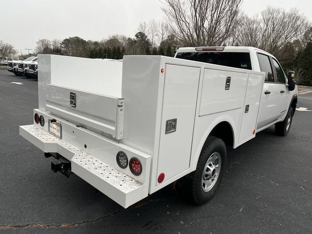 new 2024 GMC Sierra 2500HD car, priced at $51,433