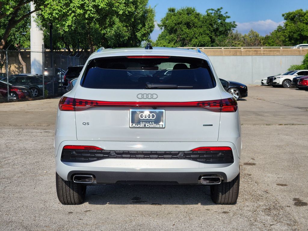 new 2025 Audi Q5 car, priced at $60,175