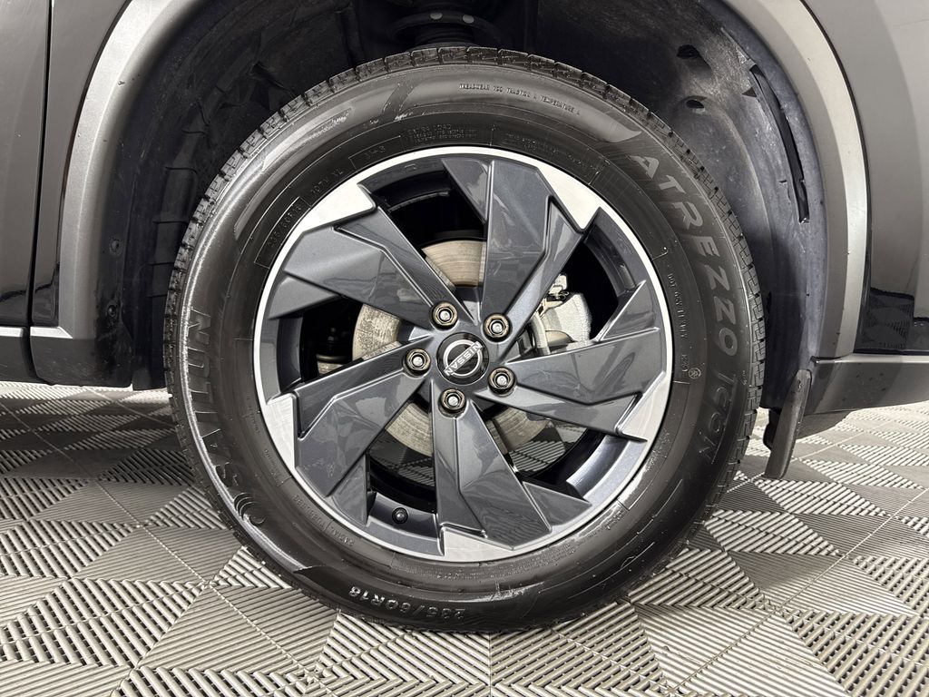 used 2024 Nissan Rogue car, priced at $21,997