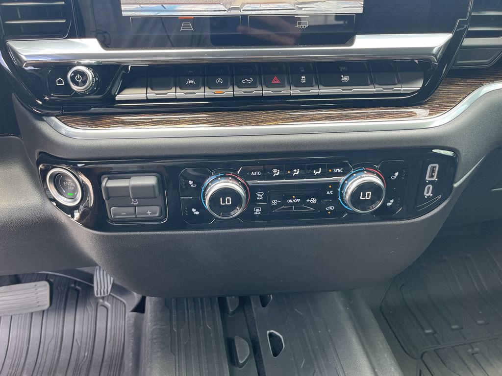 new 2025 GMC Sierra 1500 car, priced at $53,995