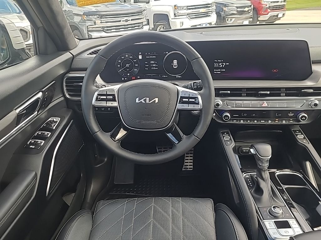 used 2024 Kia Telluride car, priced at $43,986