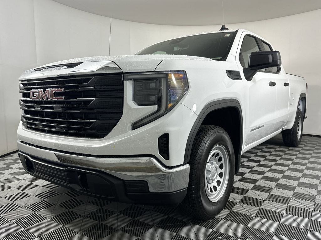 new 2025 GMC Sierra 1500 car, priced at $44,345