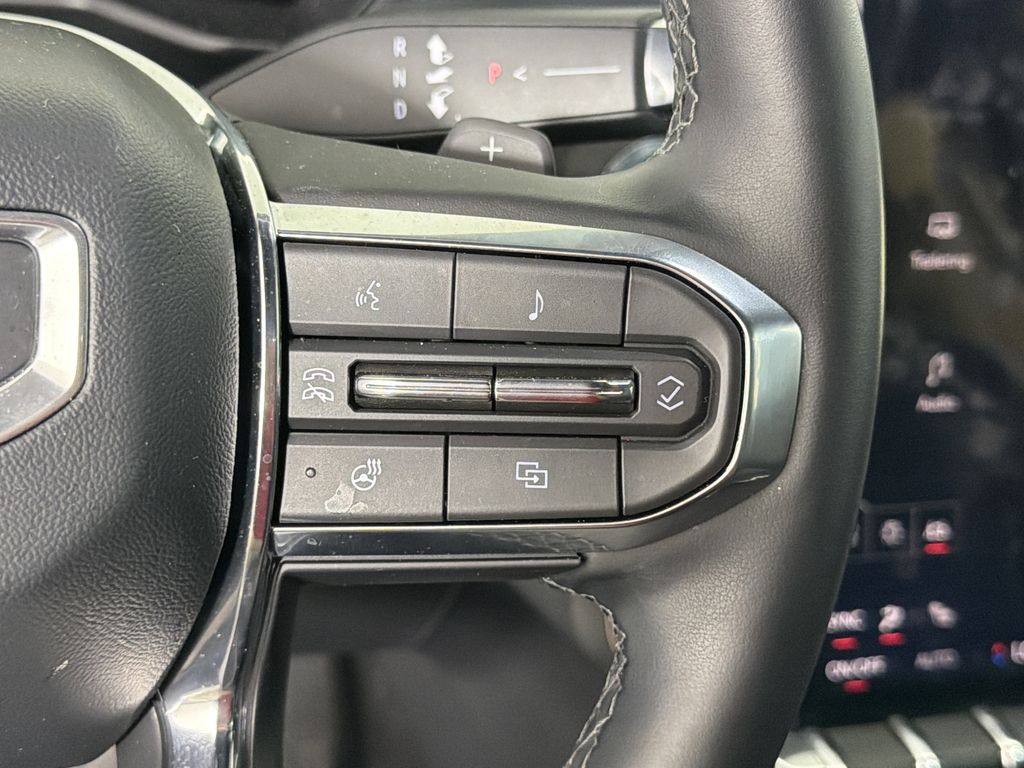 new 2025 GMC Acadia car, priced at $40,930