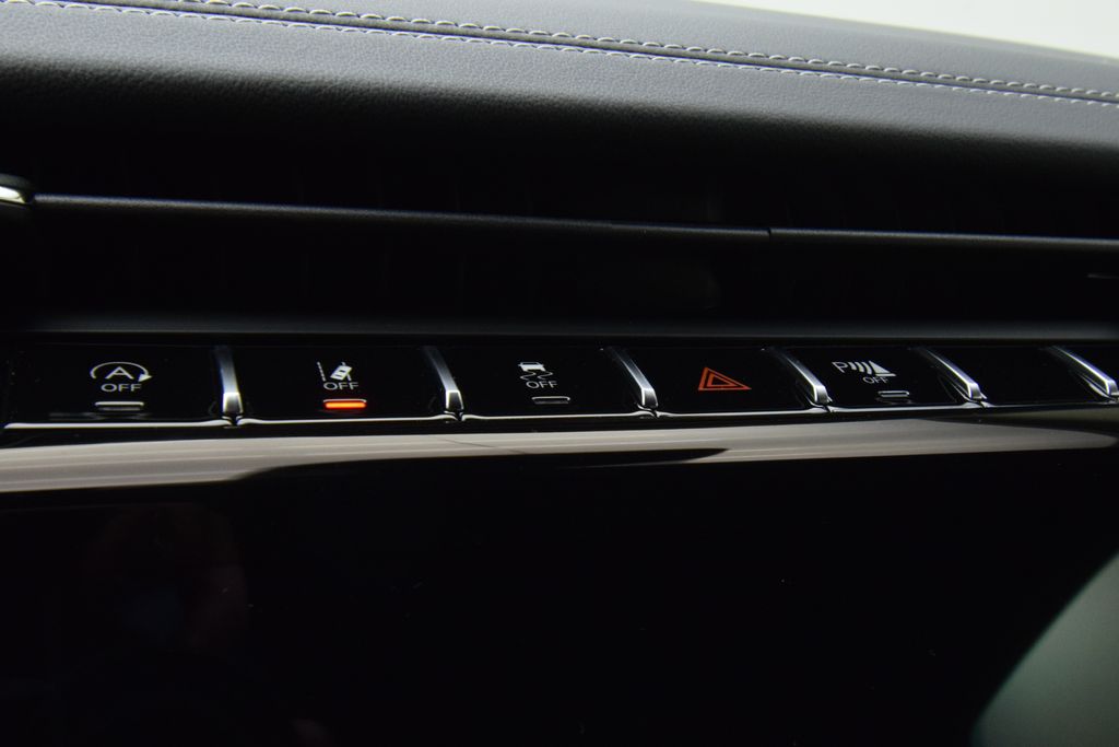 new 2025 Jeep Grand Cherokee car, priced at $55,520