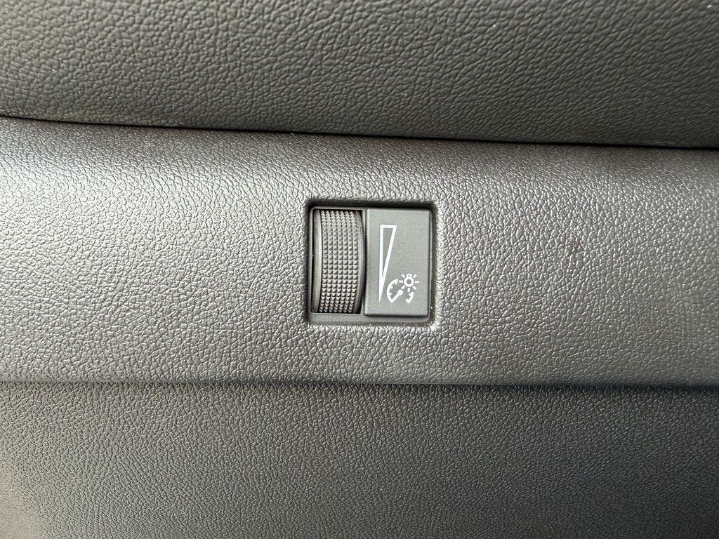 new 2026 Chevrolet Colorado car, priced at $34,900