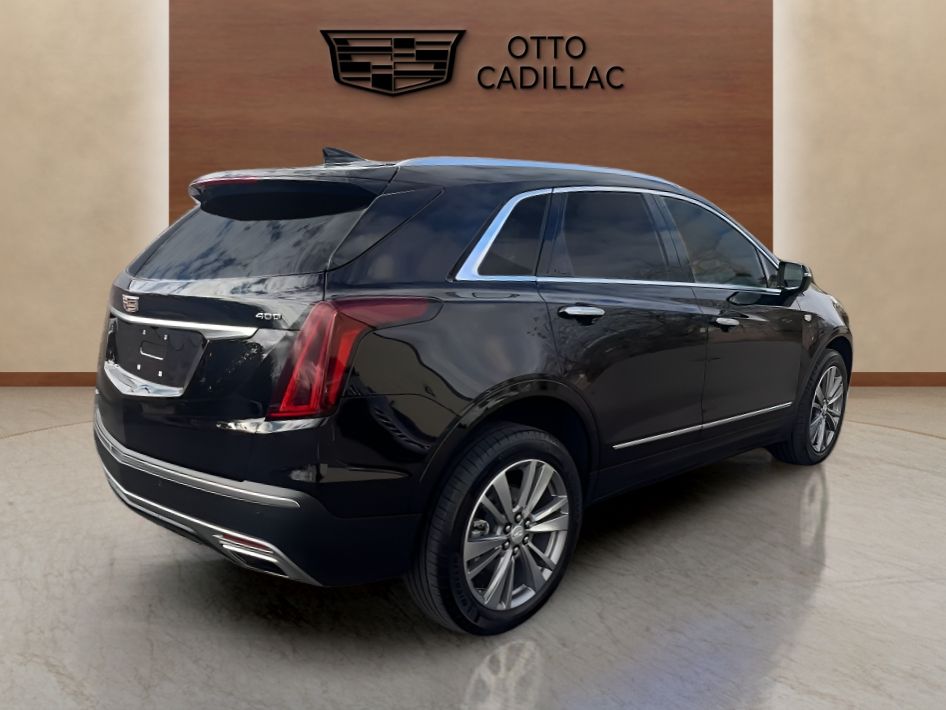 used 2025 Cadillac XT5 car, priced at $46,200