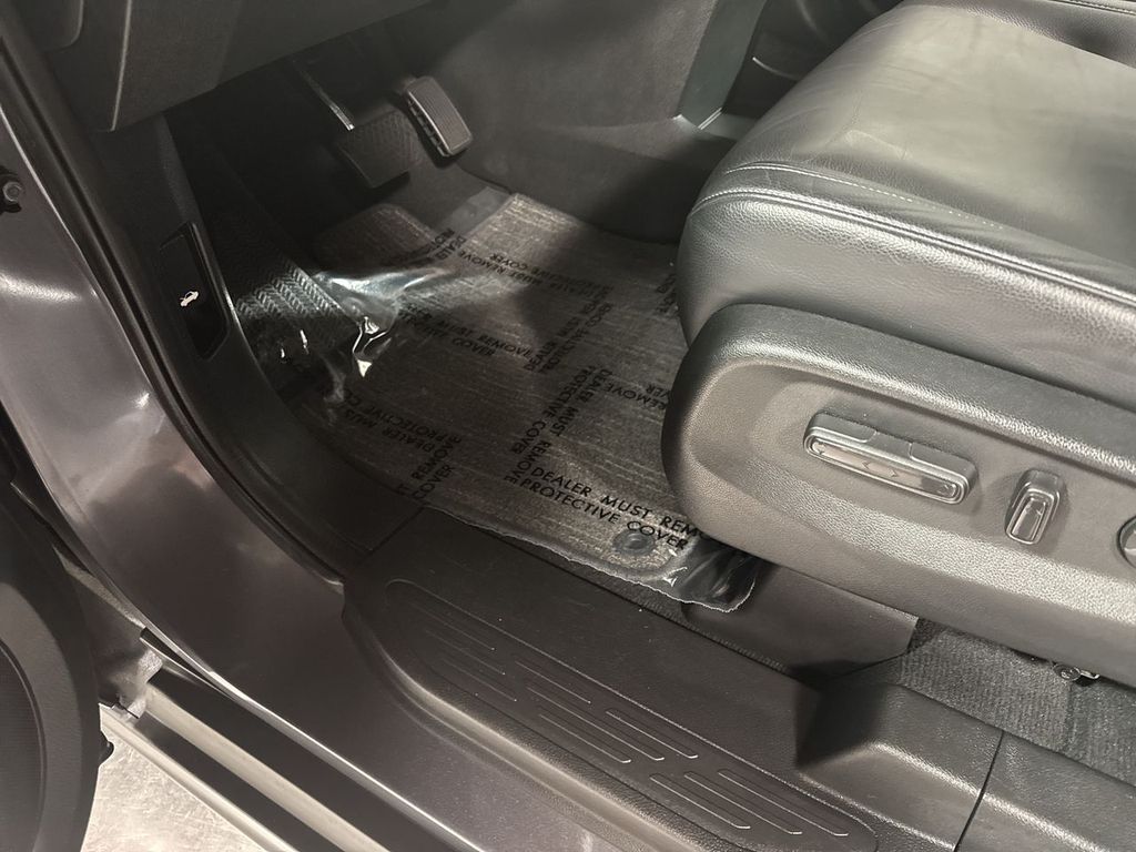 used 2023 Honda Odyssey car, priced at $34,304
