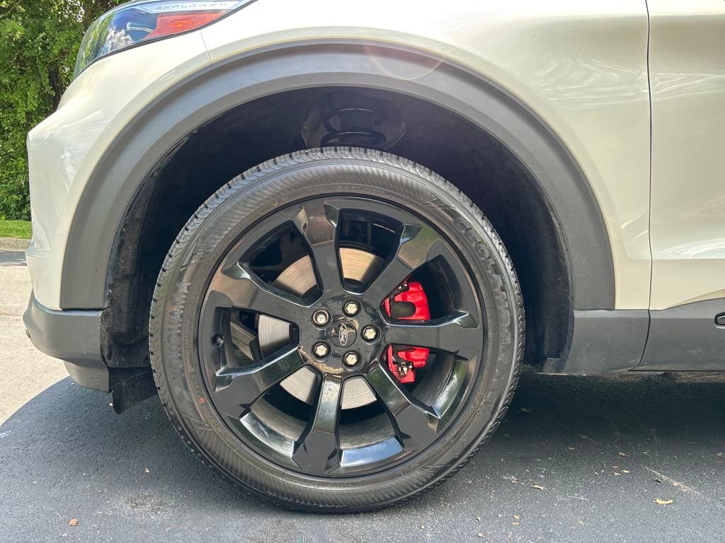 used 2022 Ford Explorer car, priced at $40,000