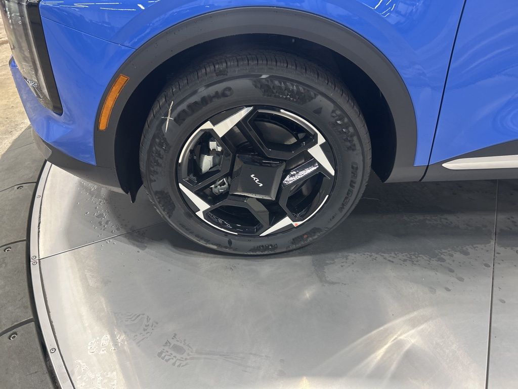new 2026 Kia Sportage car, priced at $33,645