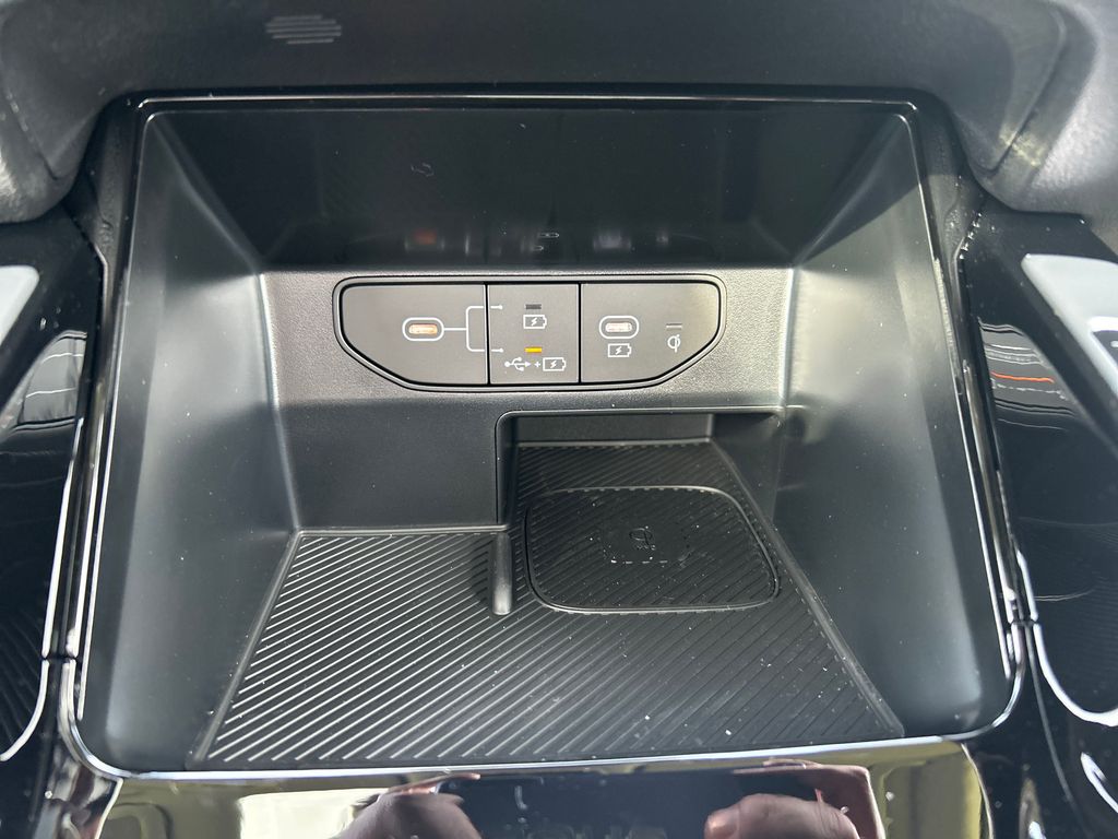 new 2025 Kia Sorento car, priced at $42,663