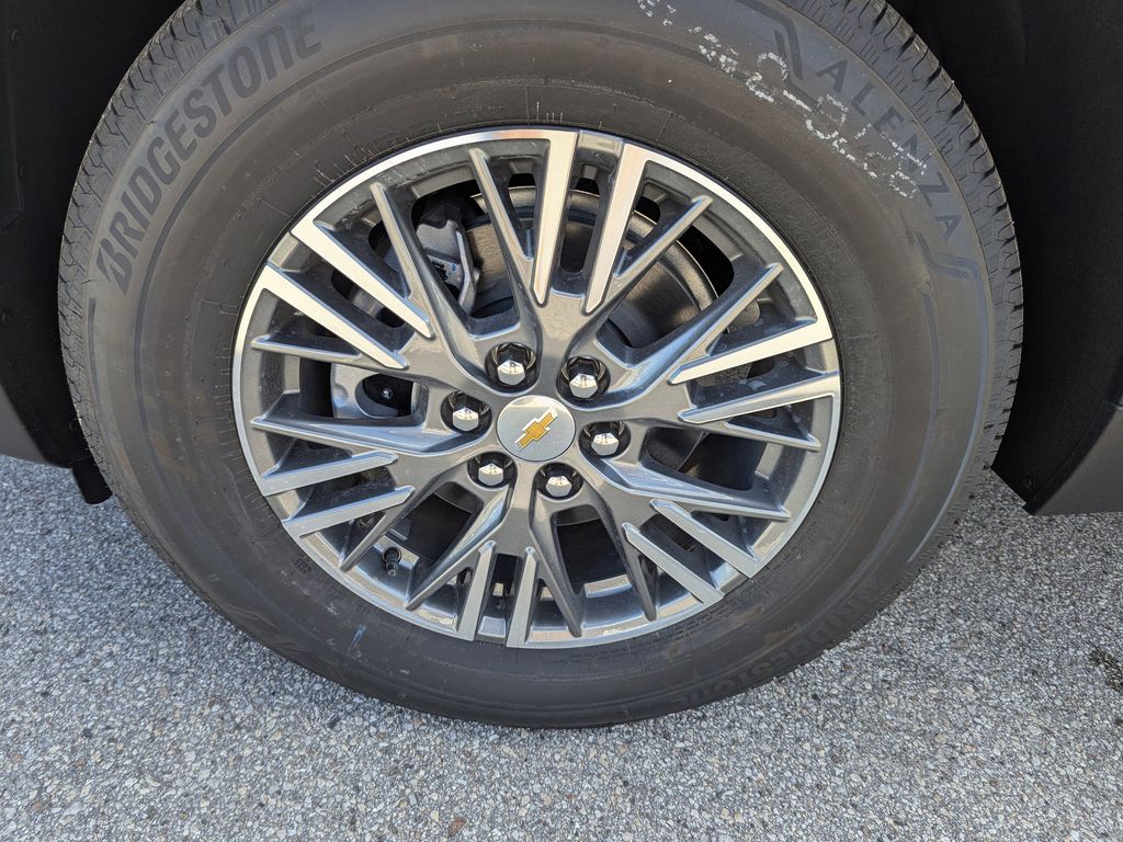 new 2026 Chevrolet Traverse car, priced at $41,845