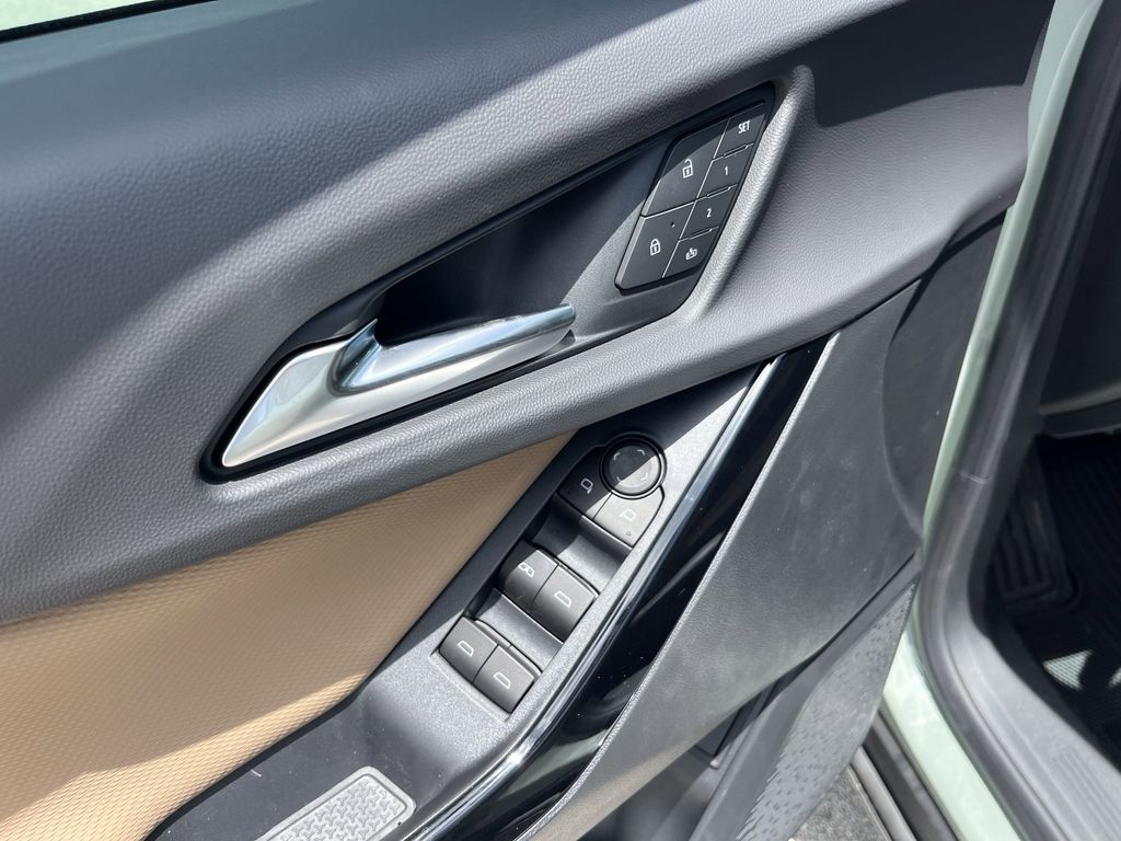 new 2026 Chevrolet Equinox car, priced at $34,189