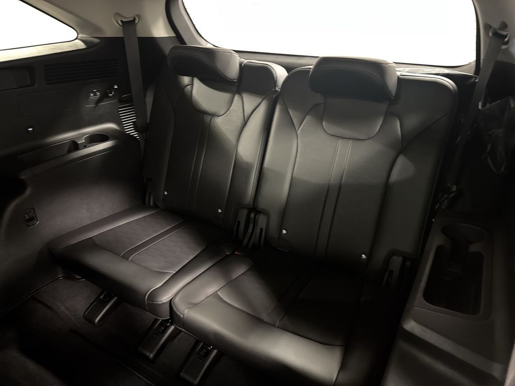 new 2025 Kia Sorento car, priced at $43,314
