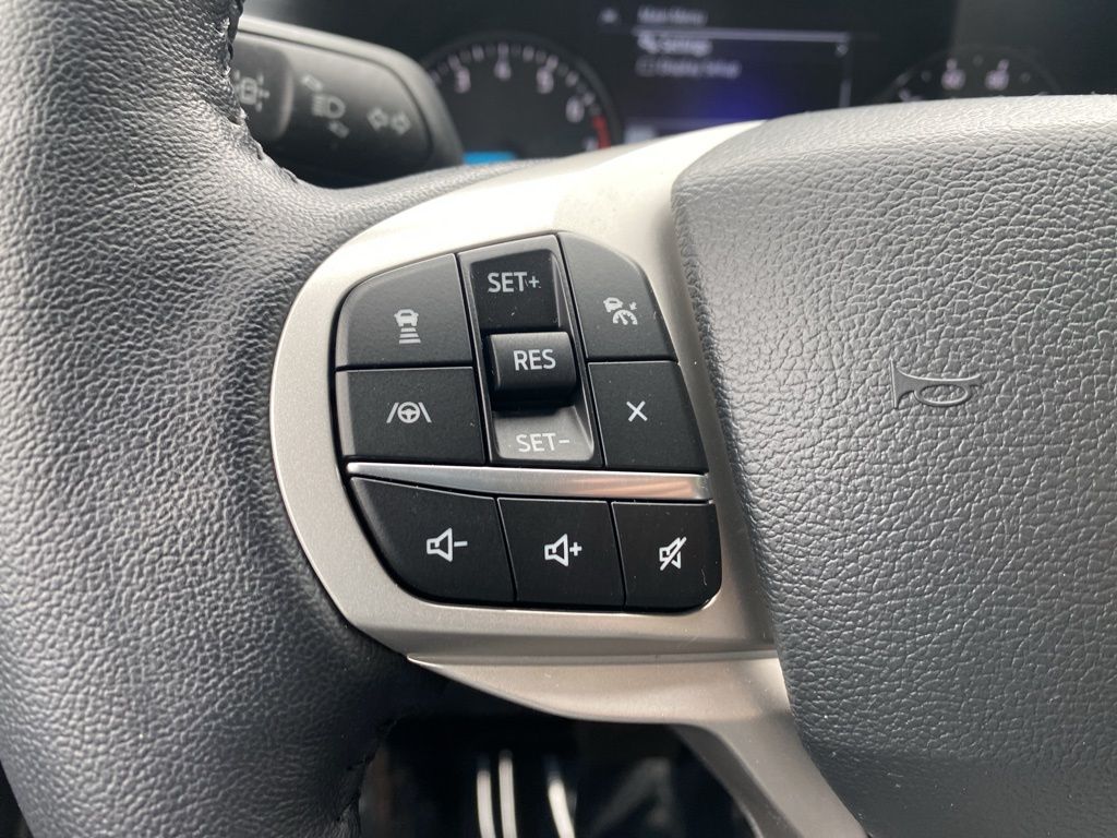 used 2022 Ford Explorer car, priced at $31,995