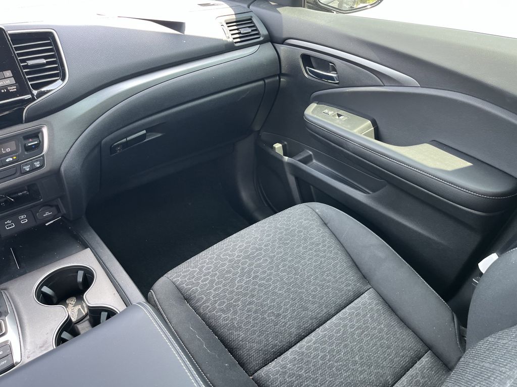 used 2024 Honda Ridgeline car, priced at $34,894