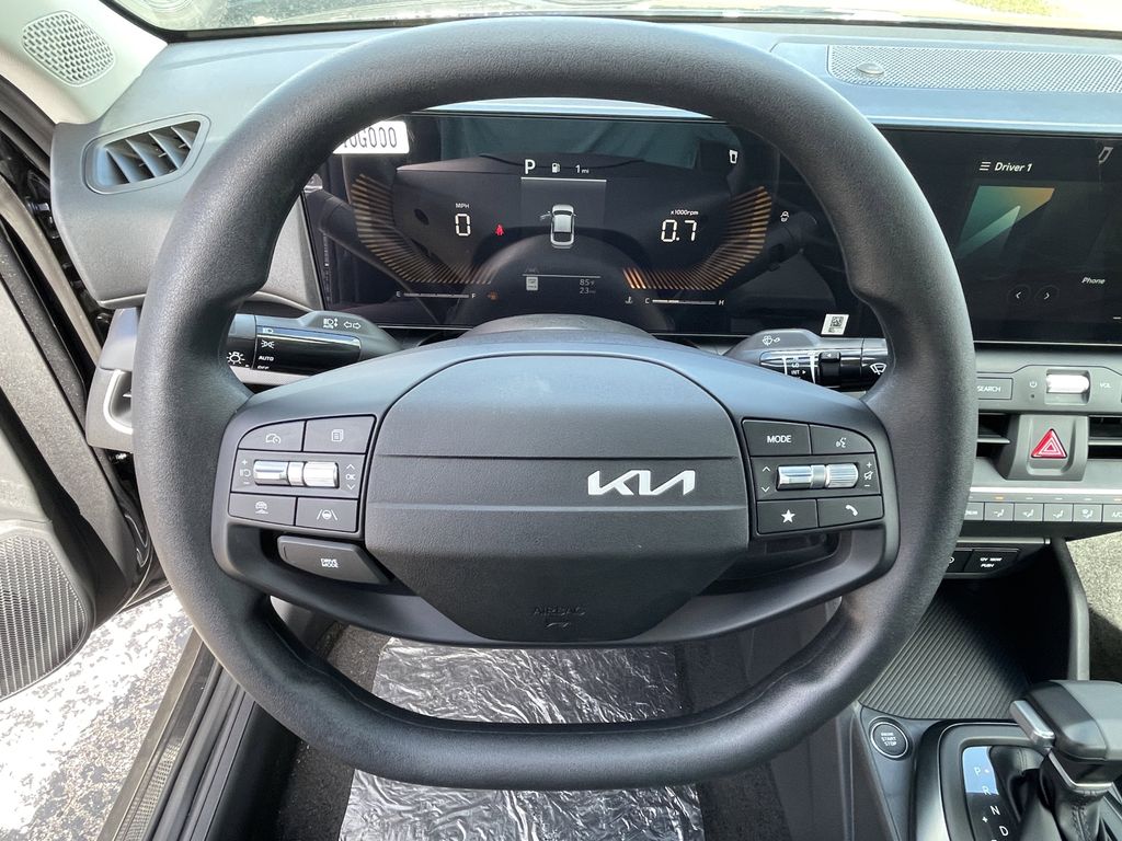 new 2025 Kia K4 car, priced at $23,123