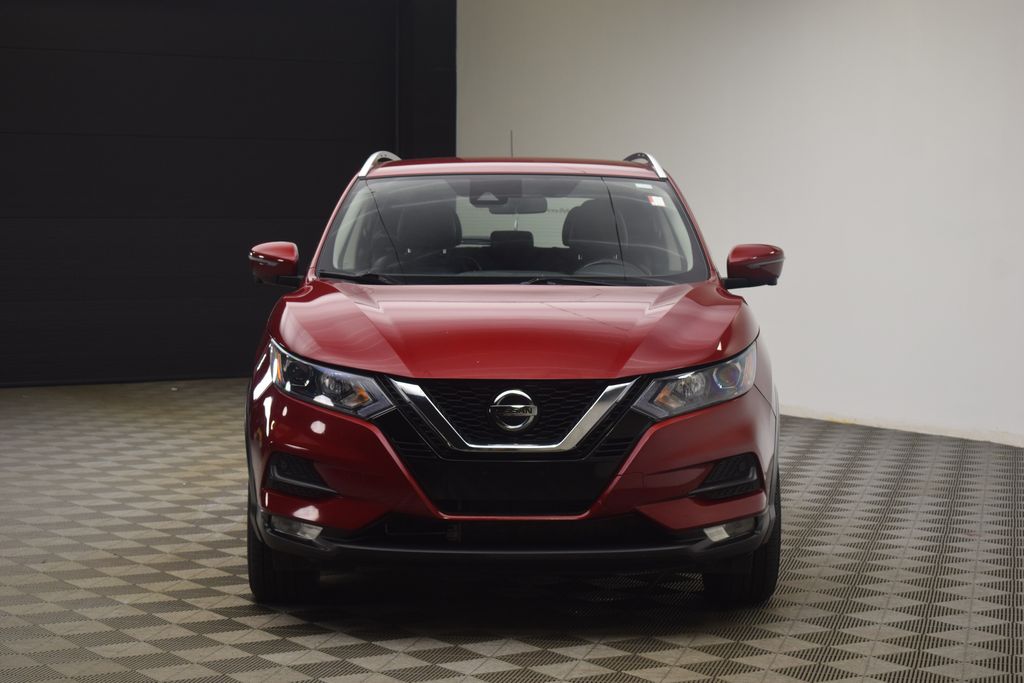 used 2020 Nissan Rogue Sport car, priced at $15,000