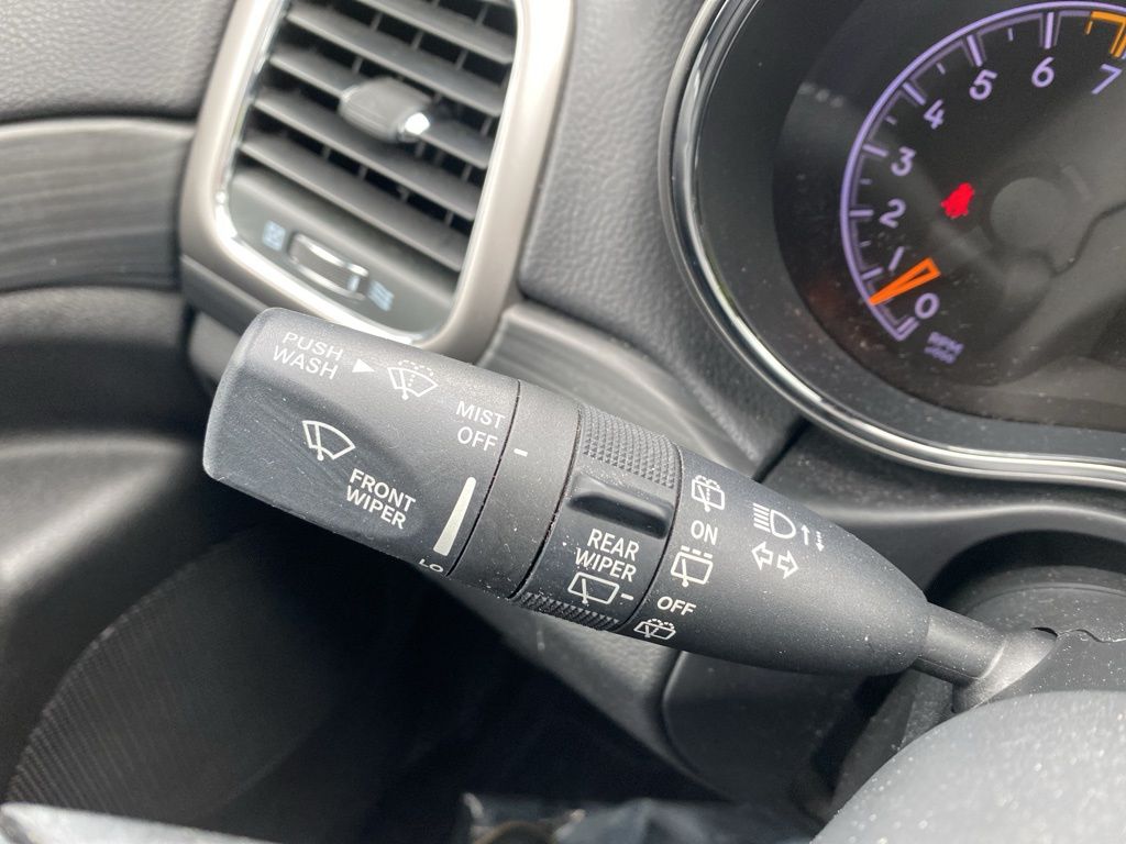 used 2019 Jeep Grand Cherokee car, priced at $18,995