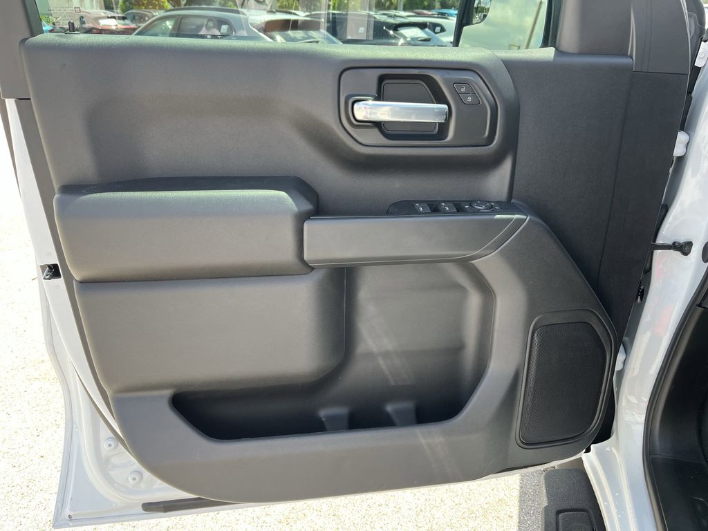 new 2025 Chevrolet Silverado 1500 car, priced at $41,261