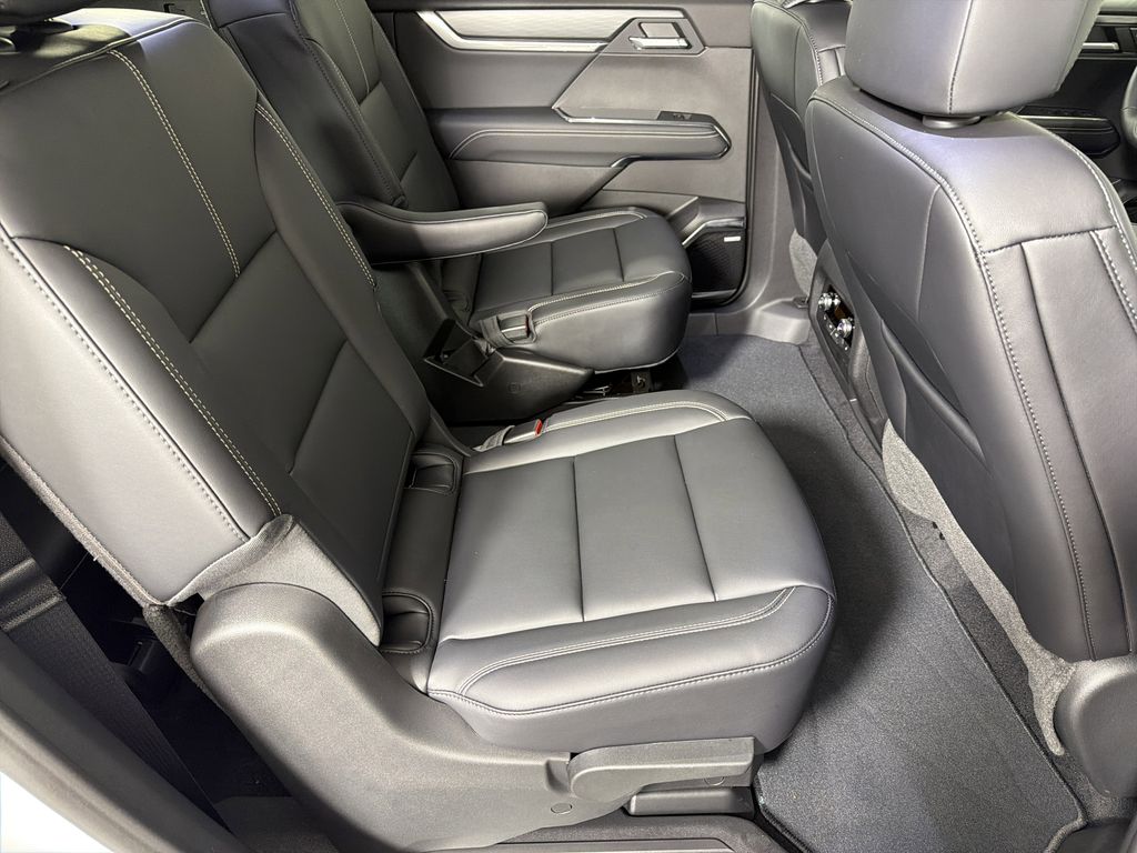 new 2026 GMC Acadia car, priced at $51,625