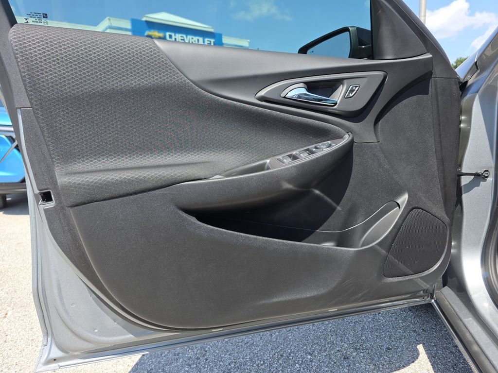 new 2025 Chevrolet Malibu car, priced at $30,790