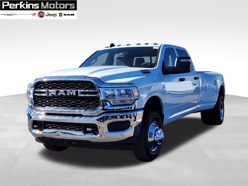 new 2024 Ram 3500 car, priced at $62,785