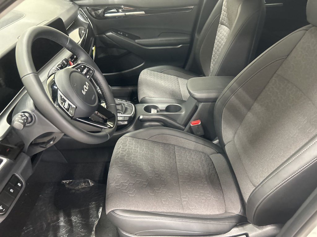 new 2026 Kia Seltos car, priced at $28,053