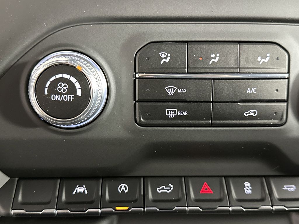new 2025 GMC Sierra 1500 car, priced at $36,880