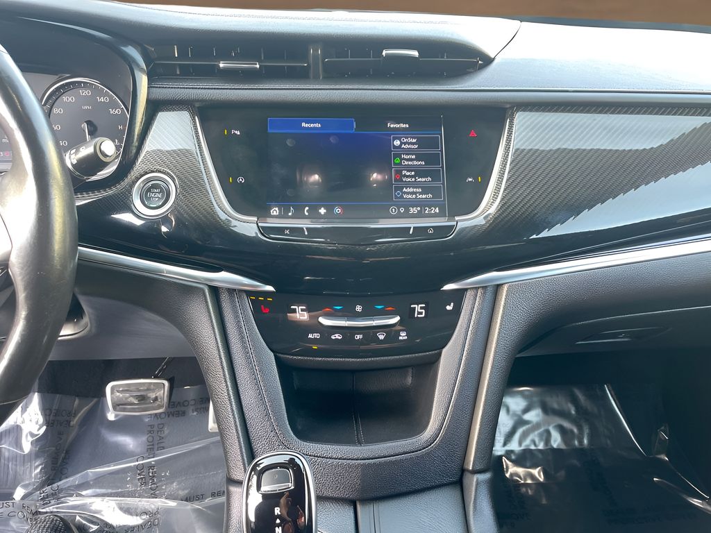 used 2022 Cadillac XT6 car, priced at $35,750