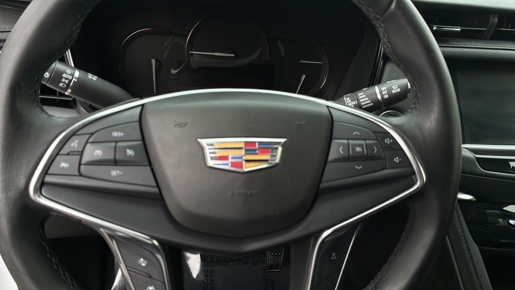 used 2019 Cadillac XT5 car, priced at $24,200