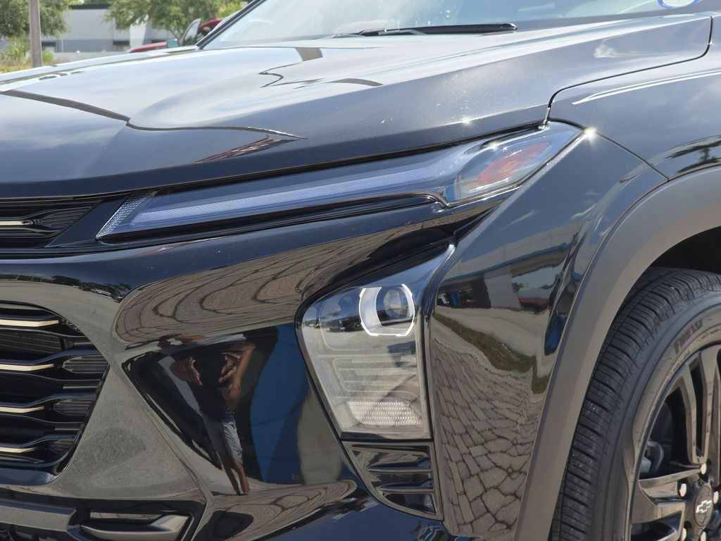used 2025 Chevrolet Trax car, priced at $23,793