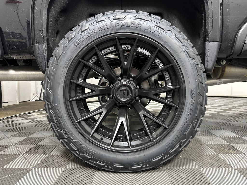 new 2025 GMC Sierra 2500HD car, priced at $84,030