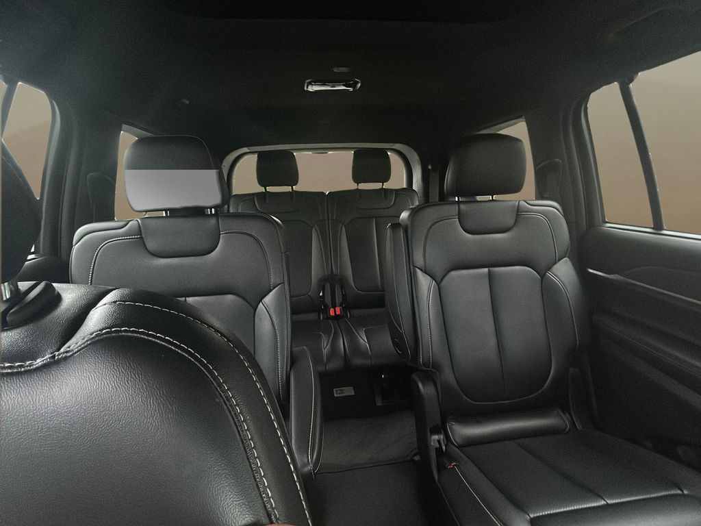 used 2024 Jeep Grand Cherokee L car, priced at $37,200