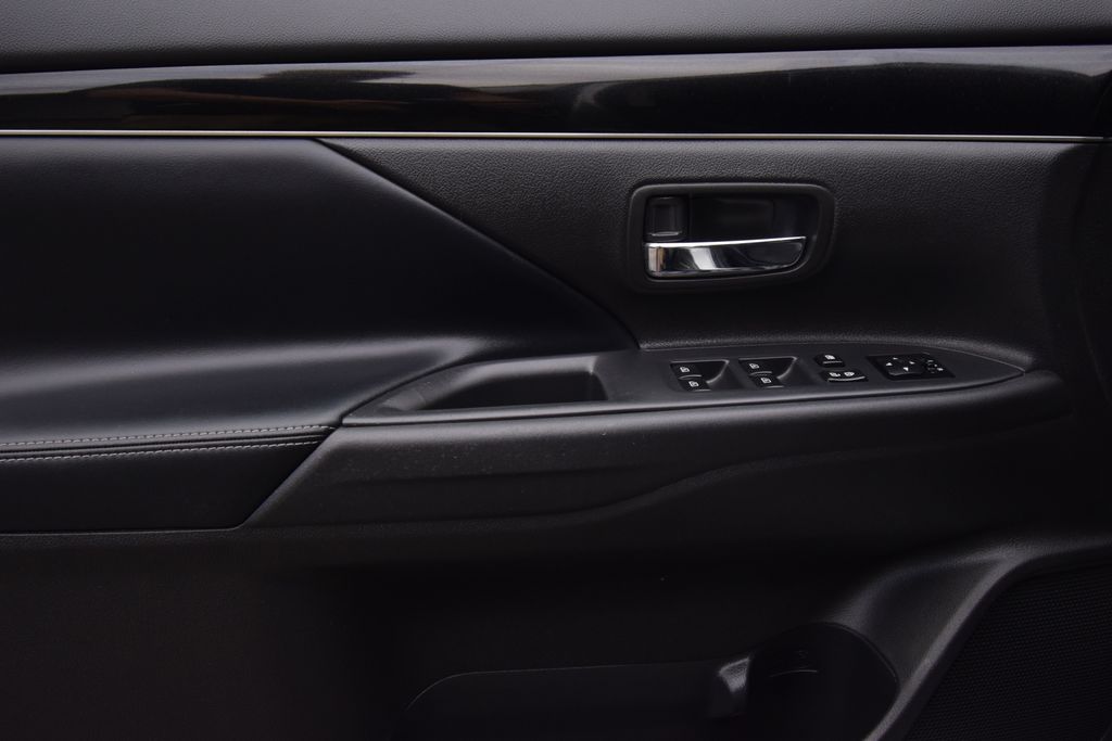 used 2019 Mitsubishi Outlander car, priced at $17,700