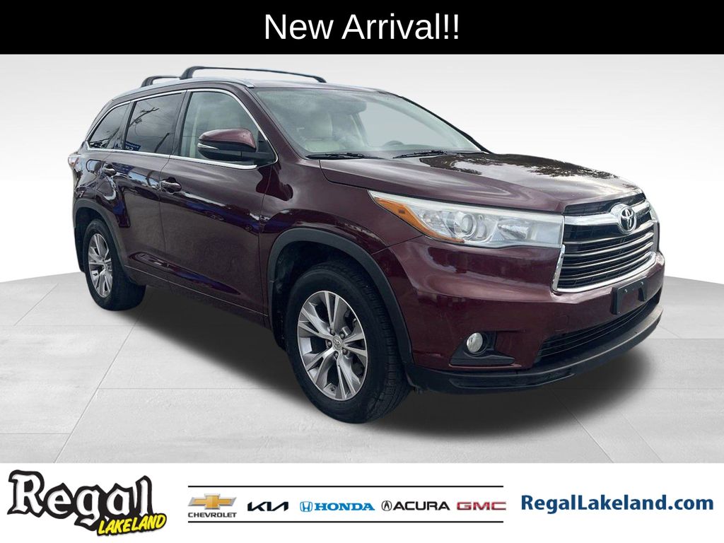 used 2015 Toyota Highlander car, priced at $15,993