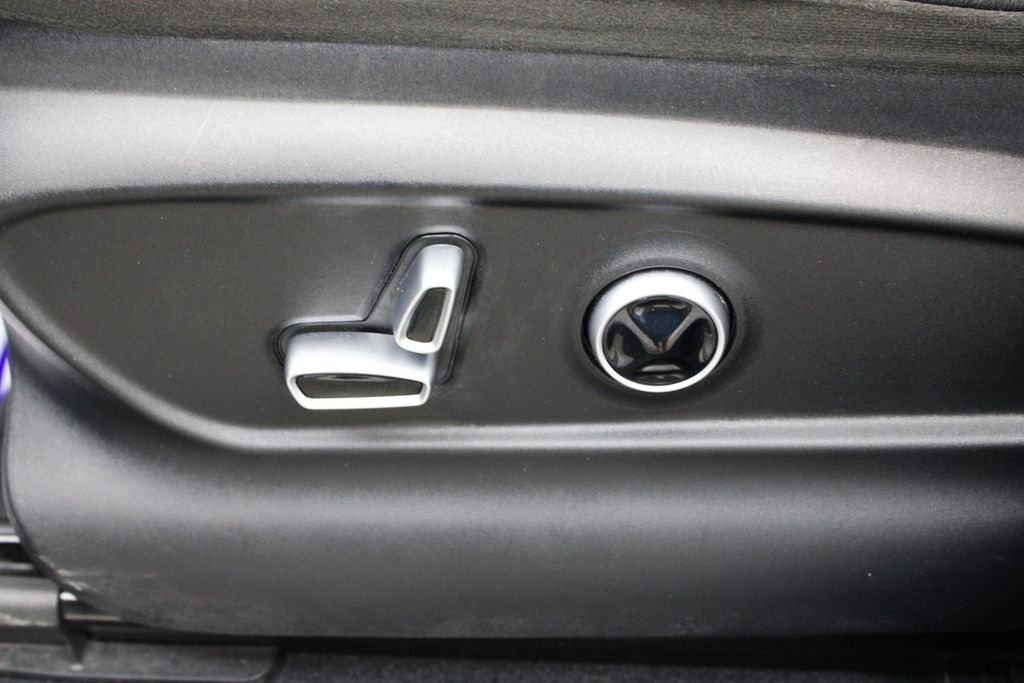 used 2024 Maserati Grecale car, priced at $39,599