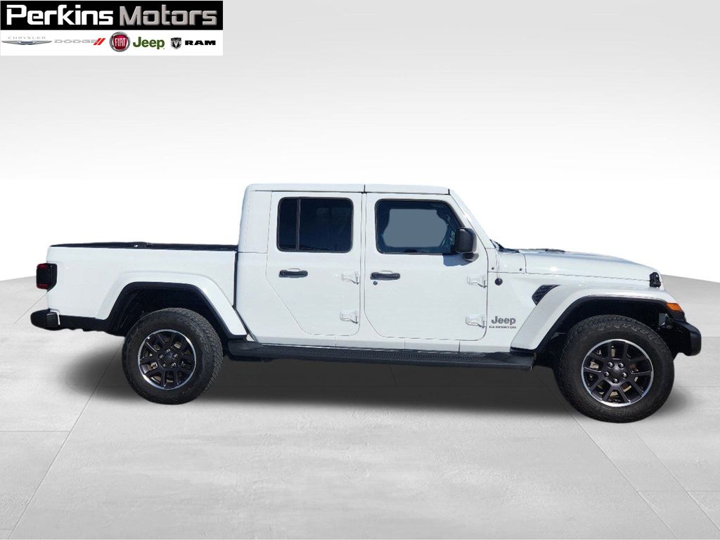 used 2022 Jeep Gladiator car, priced at $34,934