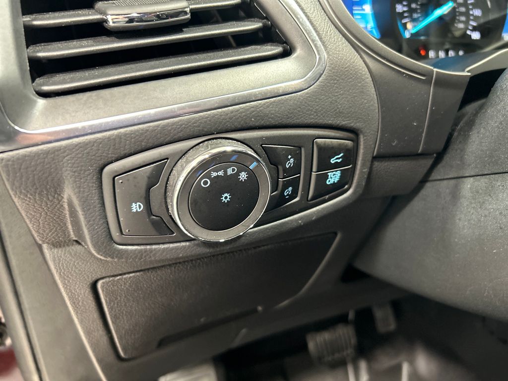 used 2023 Ford Edge car, priced at $29,969