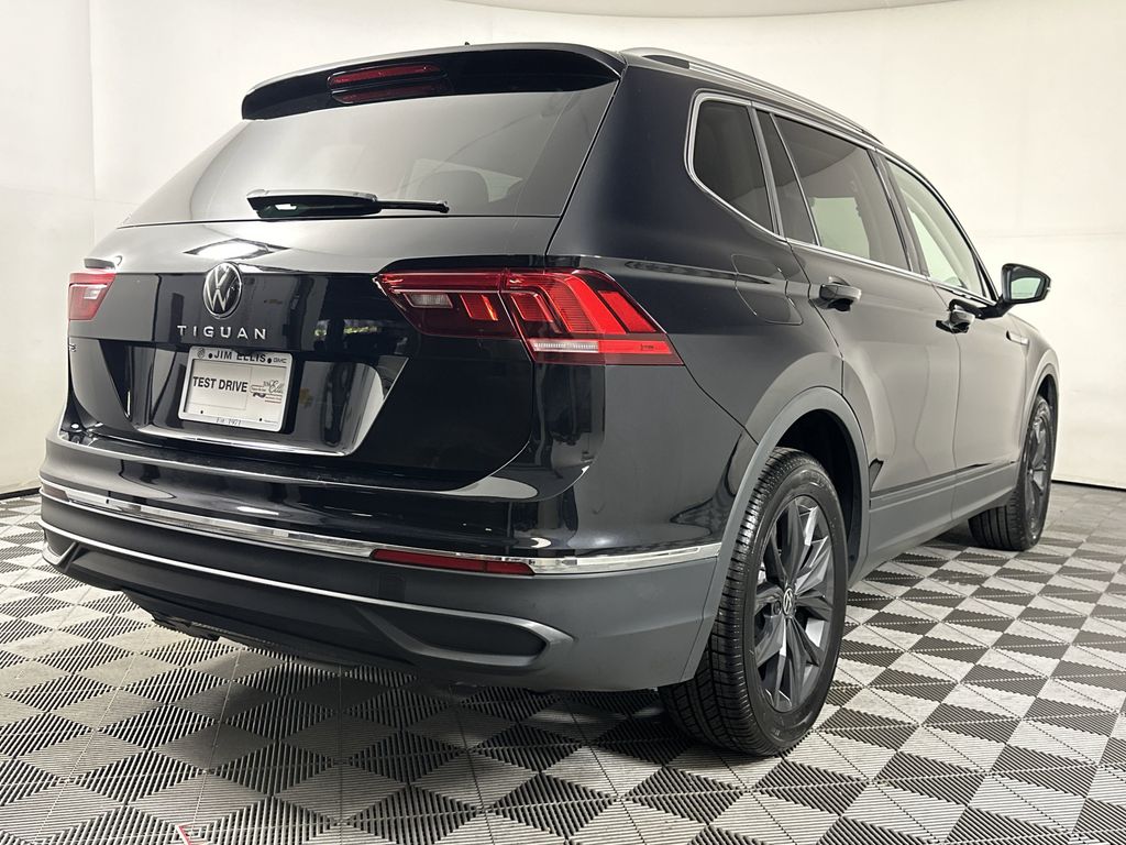 used 2024 Volkswagen Tiguan car, priced at $24,997