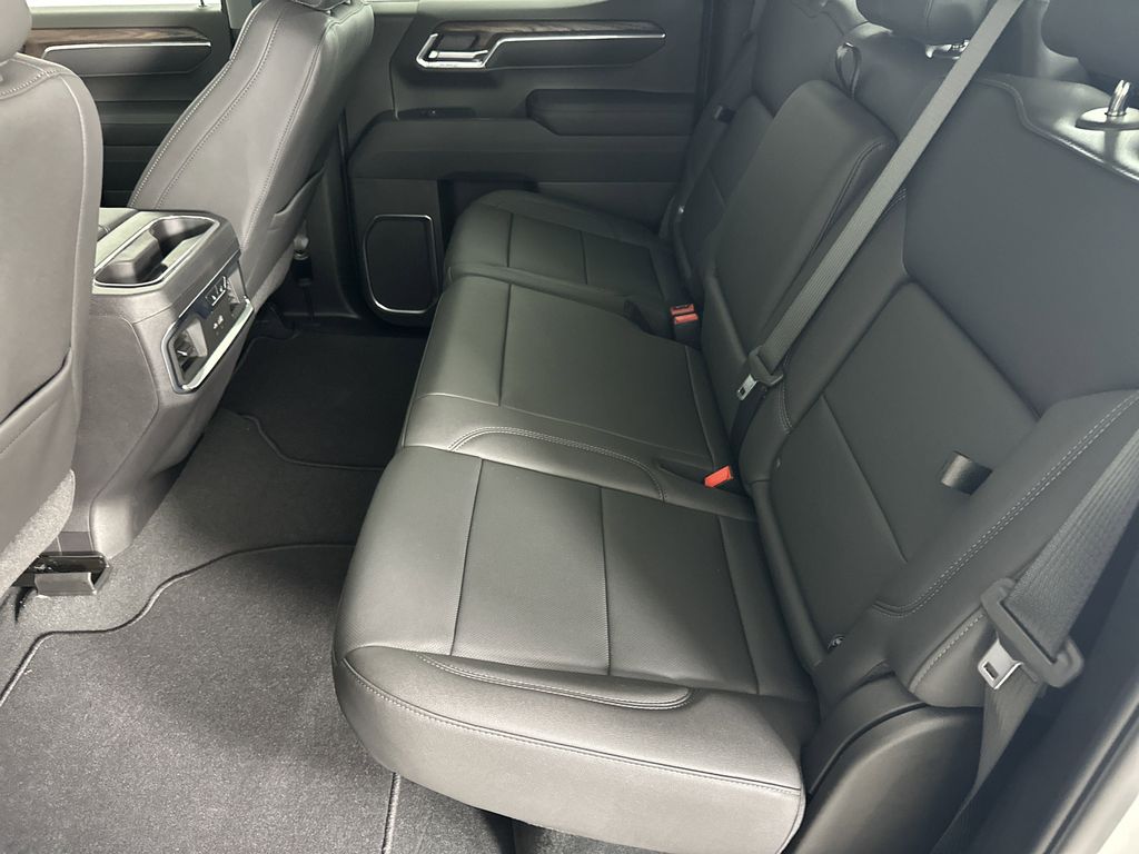 new 2025 GMC Sierra 1500 car, priced at $58,824