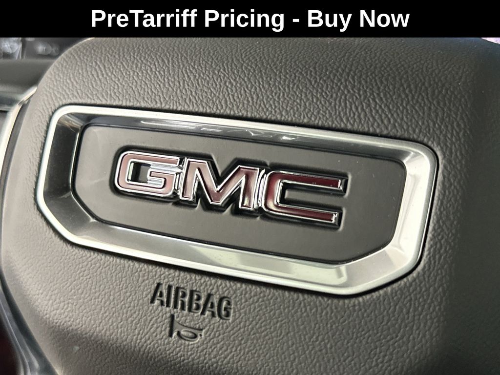 new 2025 GMC Canyon car, priced at $40,995
