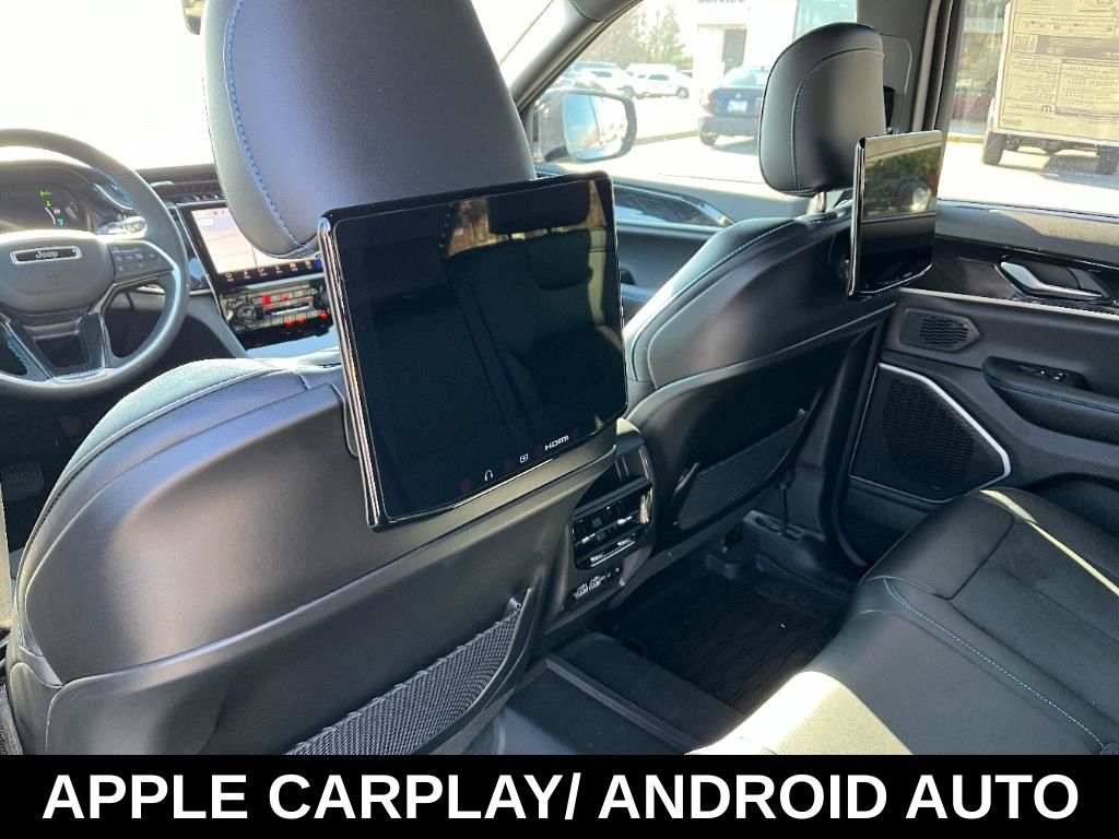 new 2024 Jeep Grand Cherokee car, priced at $56,990