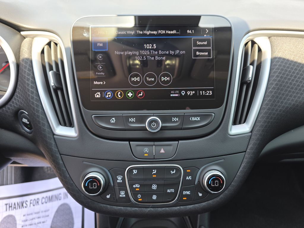 new 2025 Chevrolet Malibu car, priced at $30,790