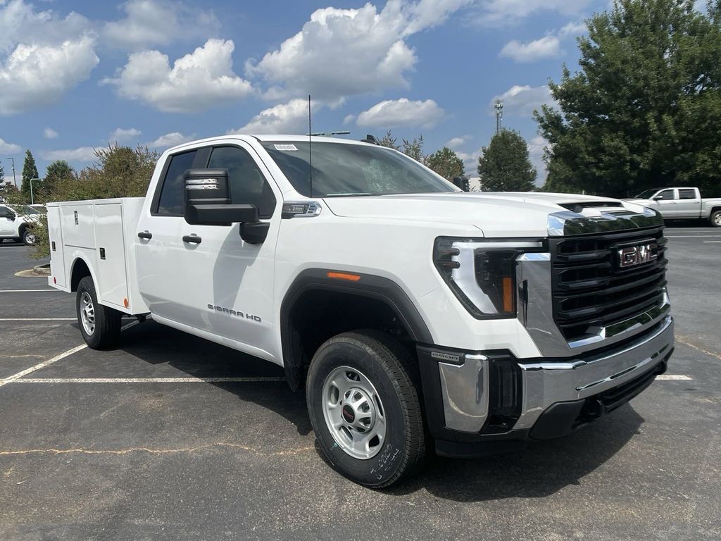 new 2024 GMC Sierra 2500HD car, priced at $47,778