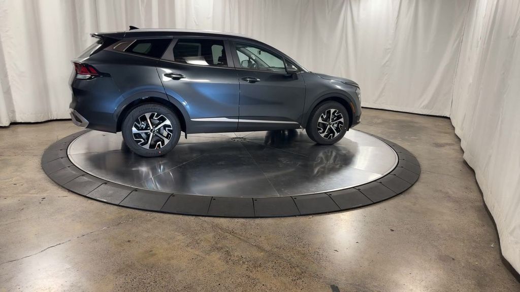 new 2025 Kia Sportage Hybrid car, priced at $33,615