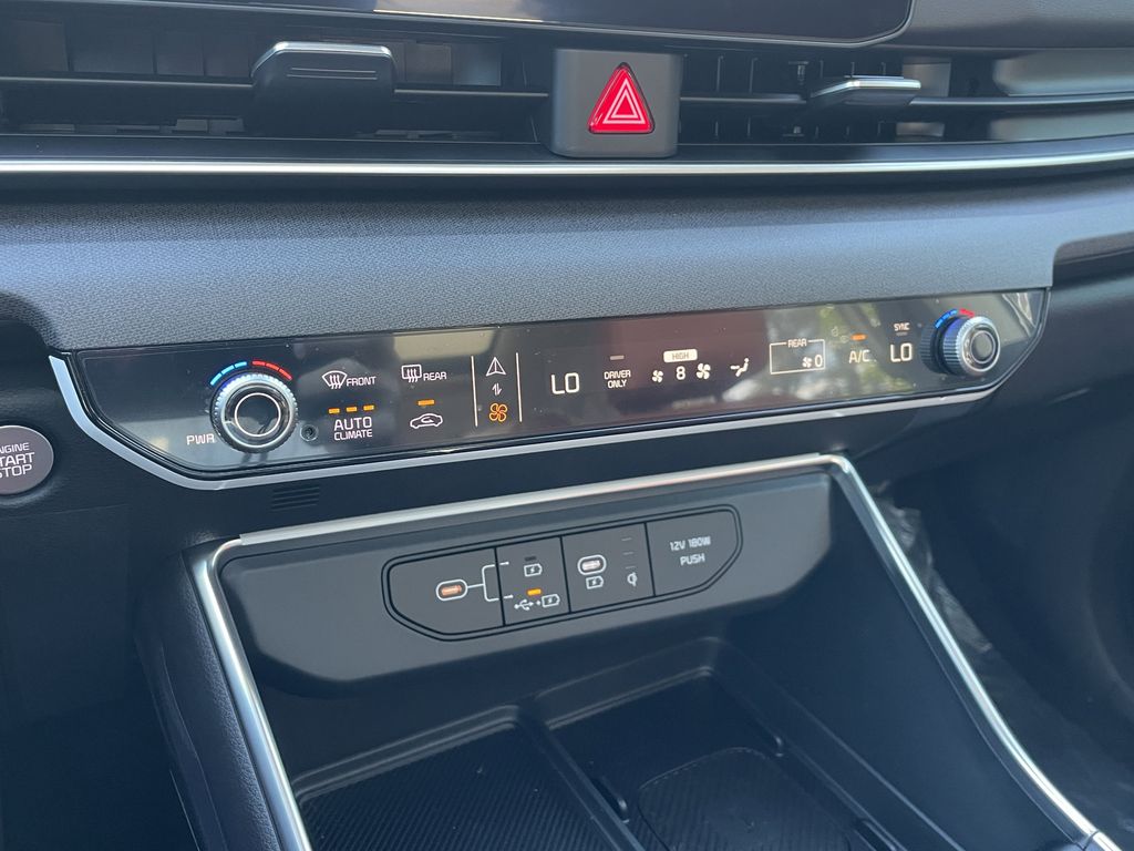 new 2026 Kia Carnival Hybrid car, priced at $48,555