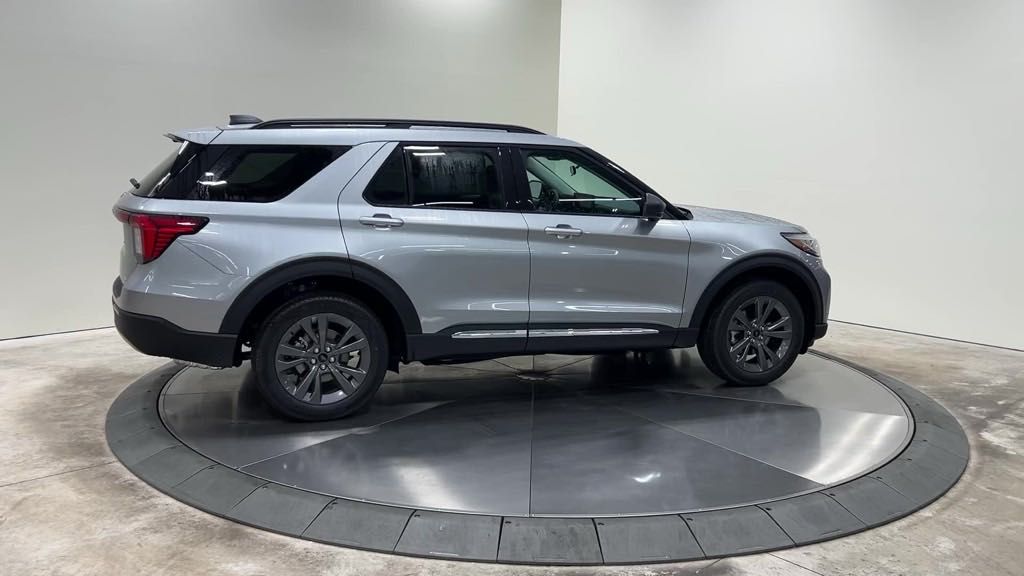 new 2025 Ford Explorer car, priced at $46,305