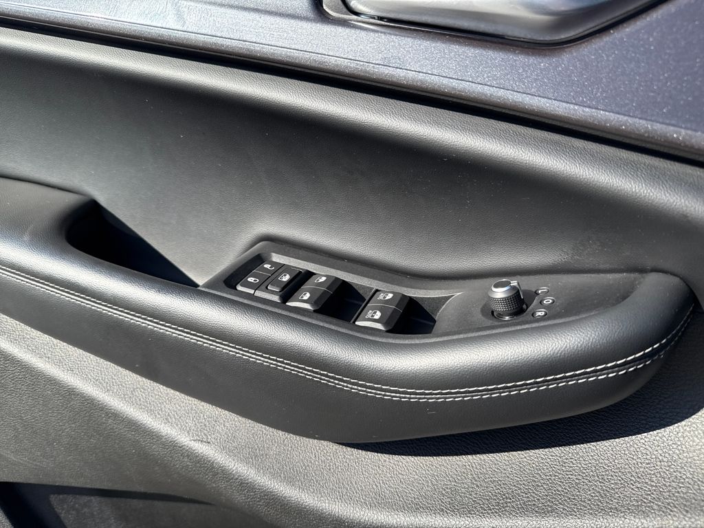 used 2022 Jeep Grand Cherokee L car, priced at $29,400