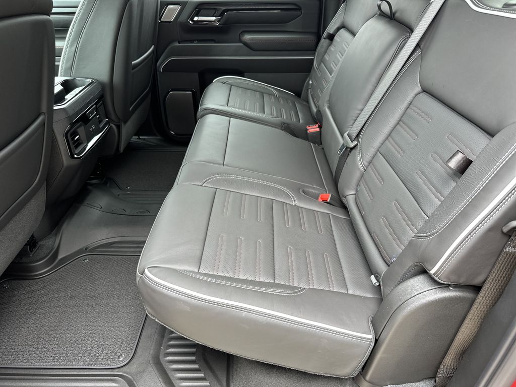 new 2025 GMC Sierra 2500HD car, priced at $93,136