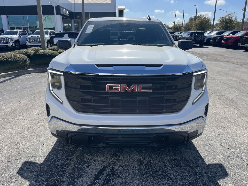 new 2025 GMC Sierra 1500 car, priced at $50,470